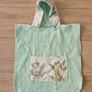 Poncho de bain enfant – éponge vert d’eau & coton imprimé animaux