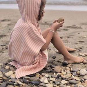 Poncho enfant rayé rose