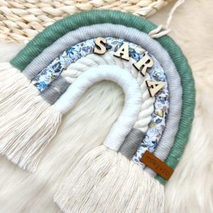 Arc en ciel vert fleuri