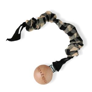 Attache tétine à carreaux