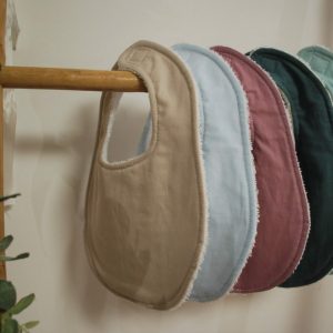 Ensemble de 5 bavoirs “UNIS”