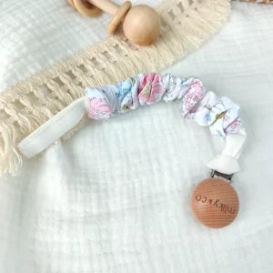 Attache tétine blanche fleurie