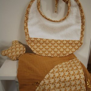 Ensemble doudou et bavoir “GOLD”