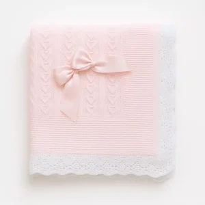 Couverture bébé en tricot avec dentelle  110×110 cm