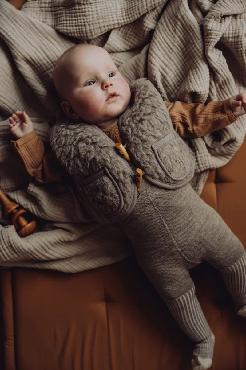 Gilet enfant sherpa laine | Sand – Finch and Fable – Image 3