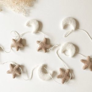 Guirlande chambre bébé | Lunes et étoiles – Bee Bohème