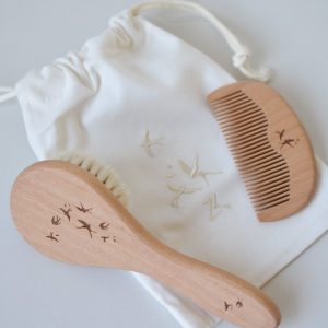 Set brosse et peigne en bois | Hirondelles – Zakuw